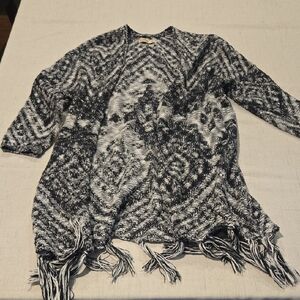 Hollister Monochrome Patterned Poncho